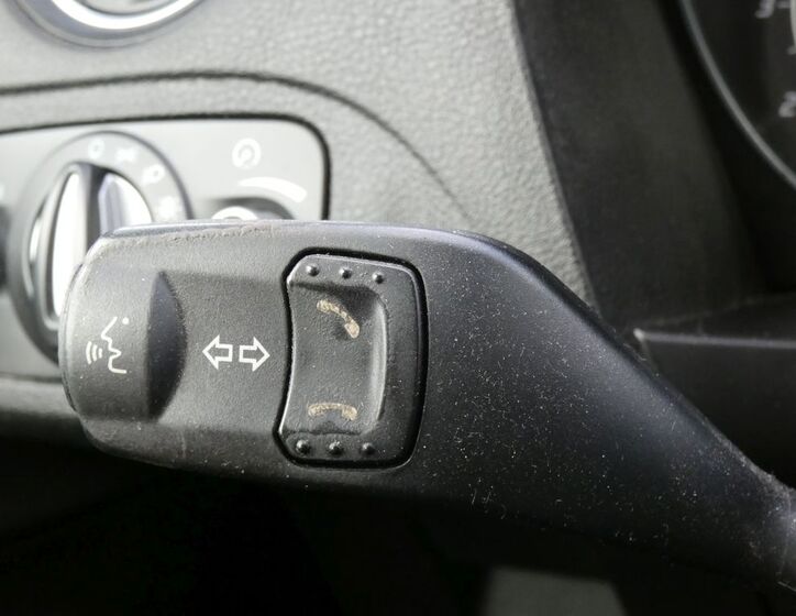 Ford Galaxy 32