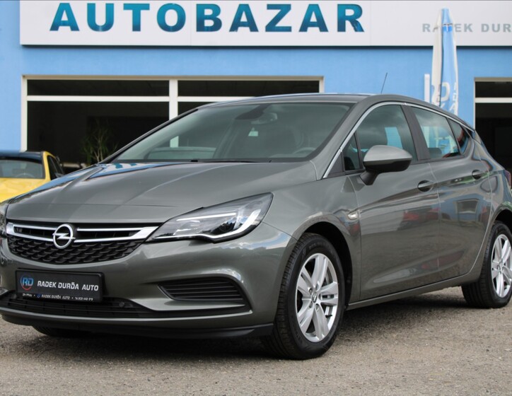 Opel Astra 1