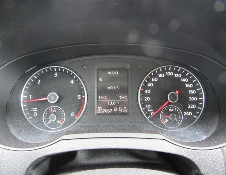 Seat Alhambra 13