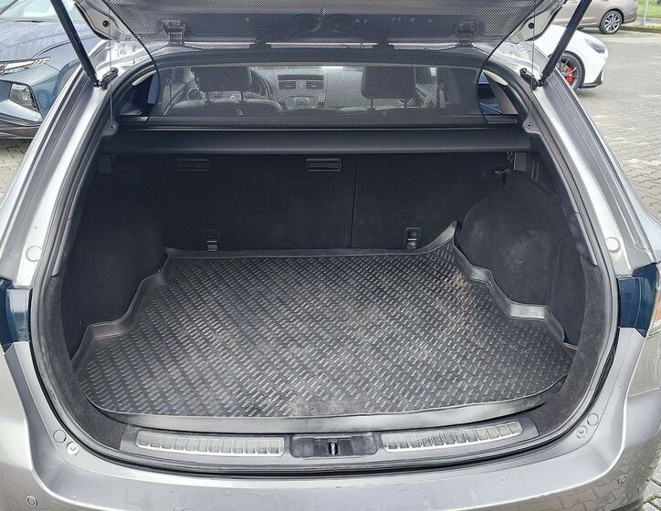 Mazda 6 9