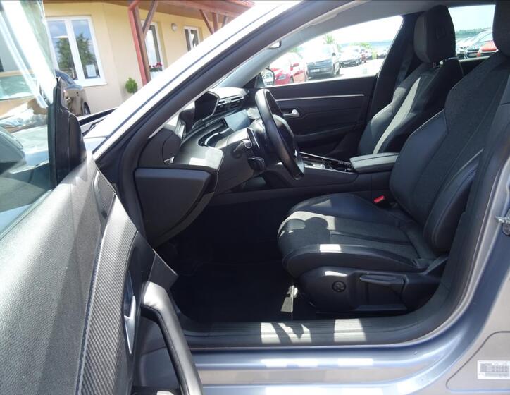 Peugeot 508 17