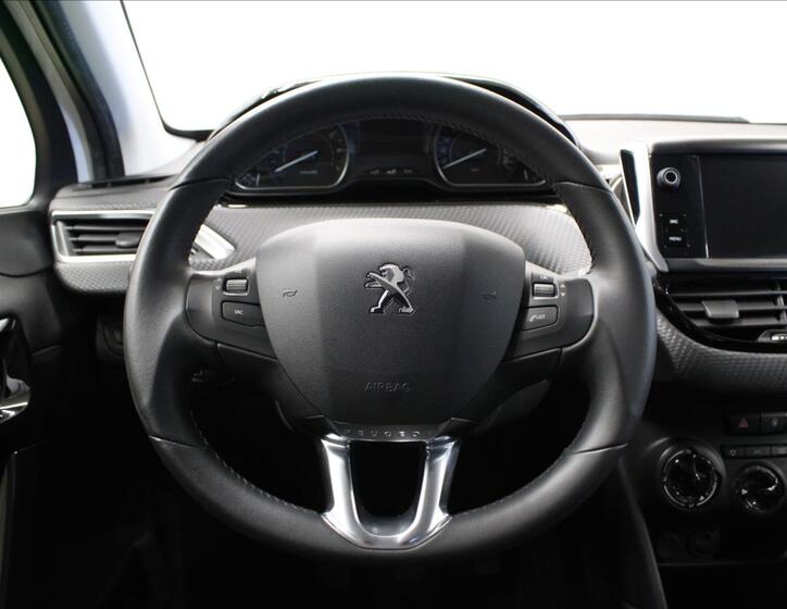Peugeot 208 17