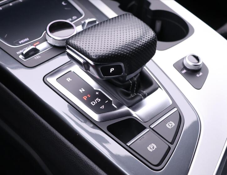 Audi Q7 37