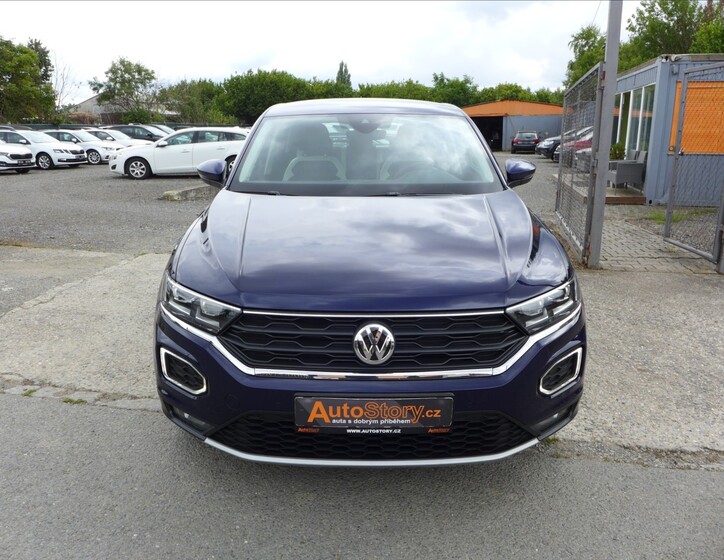 Volkswagen T-Roc 3