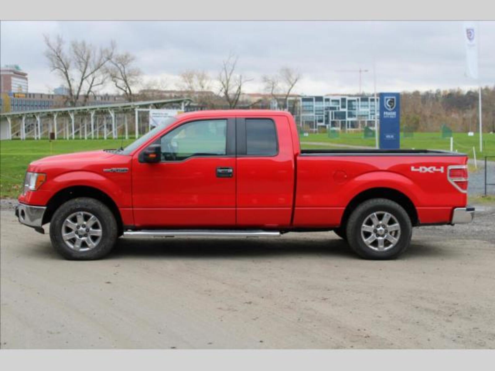 Ford F-150 6