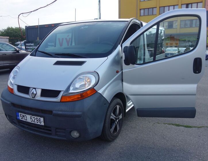 Opel Vivaro 15