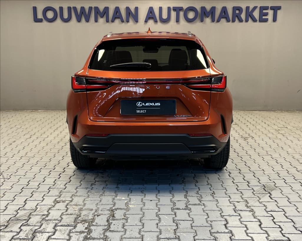 Lexus NX 450h plus