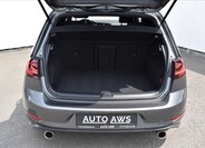 Volkswagen Golf 12