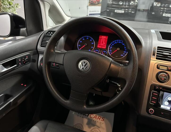 Volkswagen Touran 20