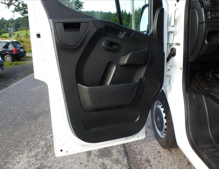 Renault Master 25