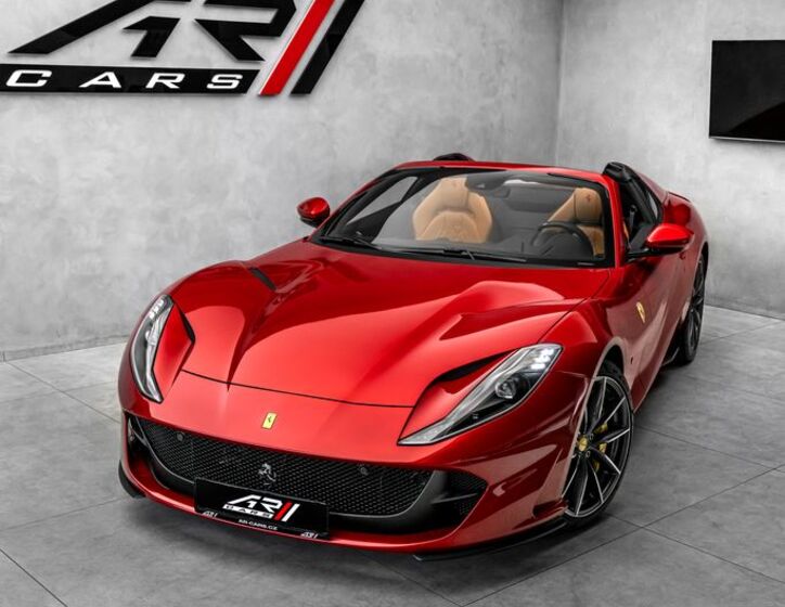 Ferrari 812 10