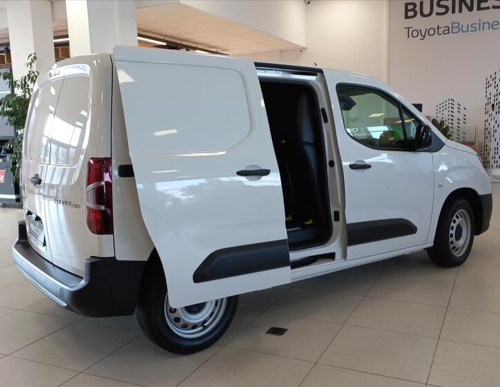 Toyota ProAce City 6