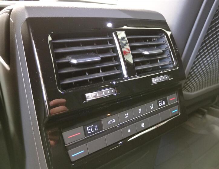 Volkswagen Touareg 17