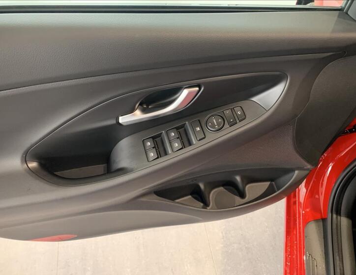 Hyundai i30 23