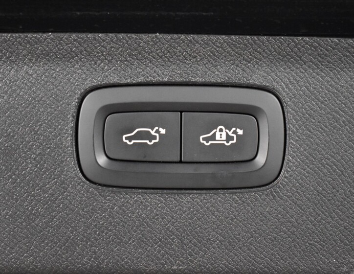 Volvo XC90 12