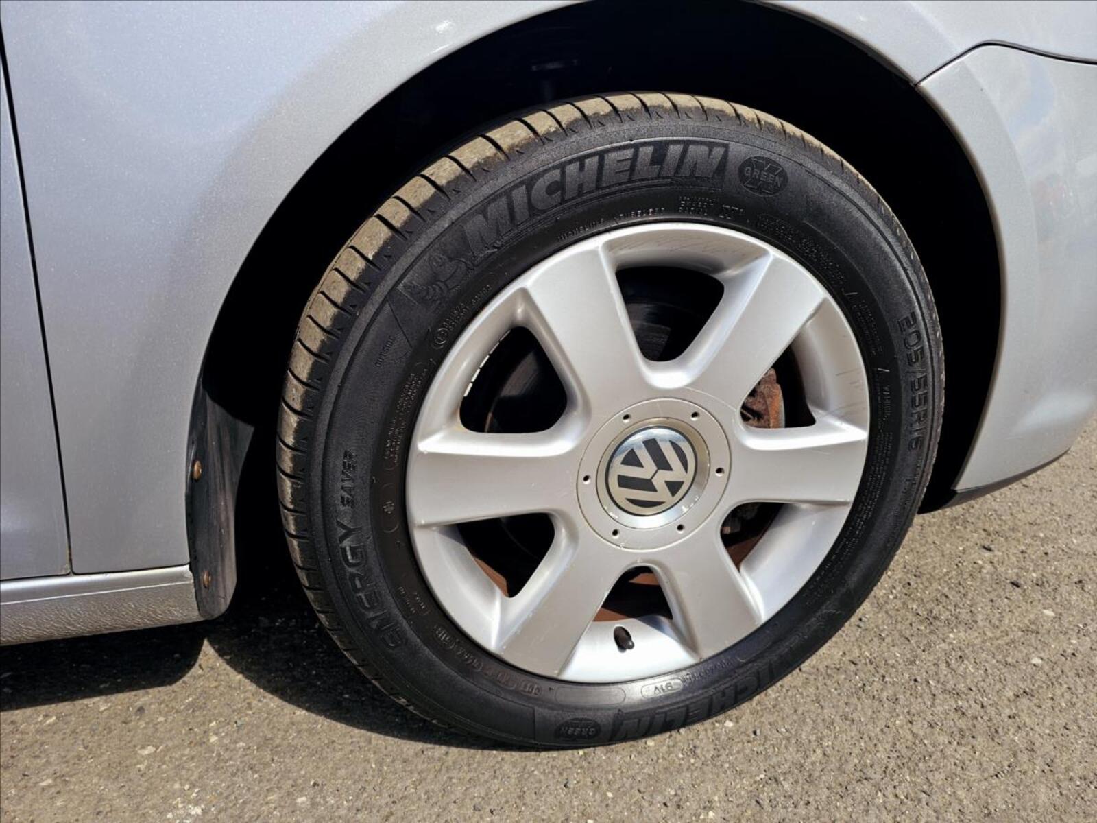 Volkswagen Touran 41