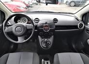 Mazda 2 10