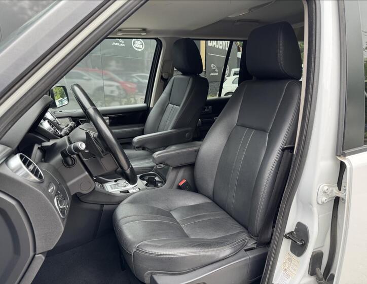 Land Rover Discovery 11