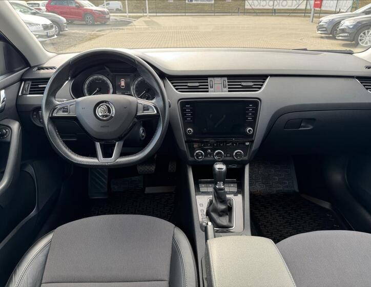 Škoda Octavia 9