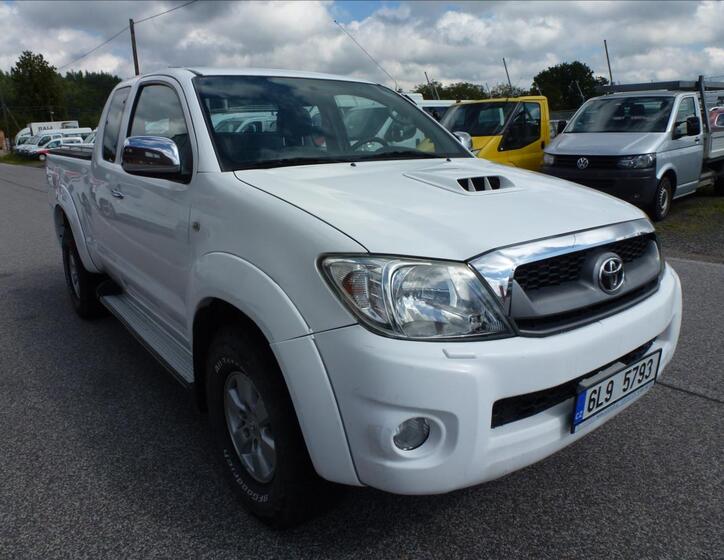 Toyota Hilux 5