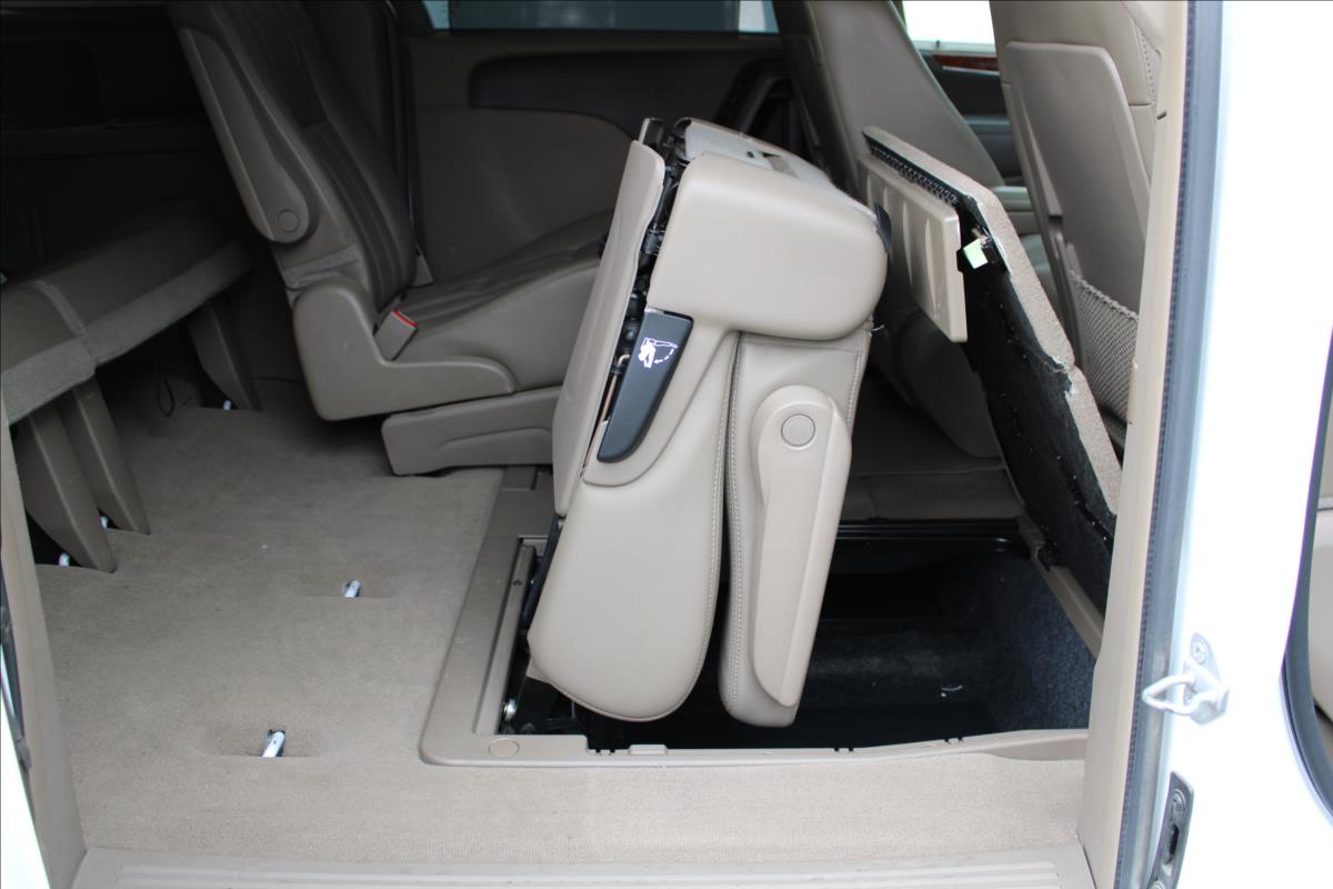 Chrysler Town & Country