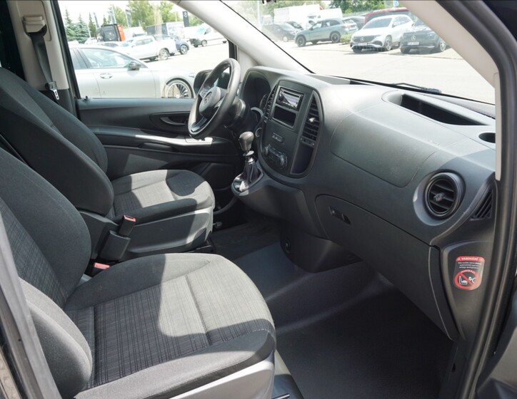 Mercedes-Benz Vito 15