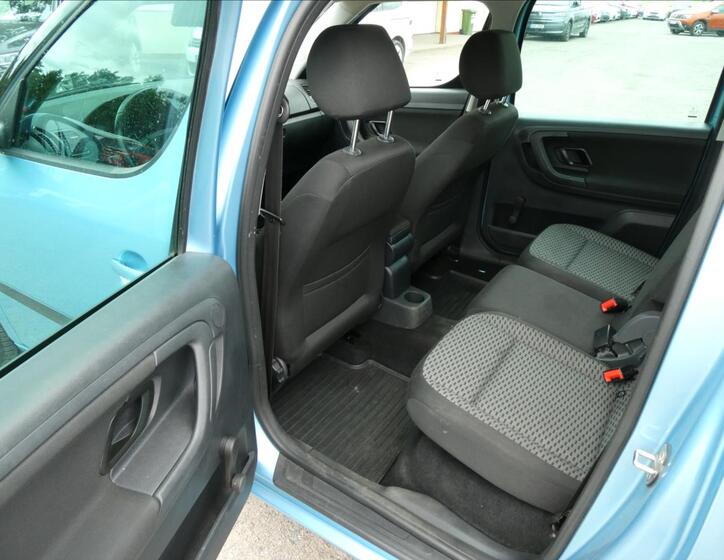 Škoda Roomster 19