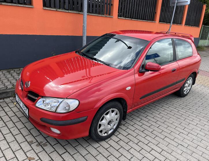 Nissan Almera 20
