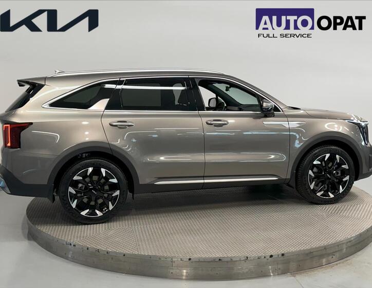 KIA Sorento 6