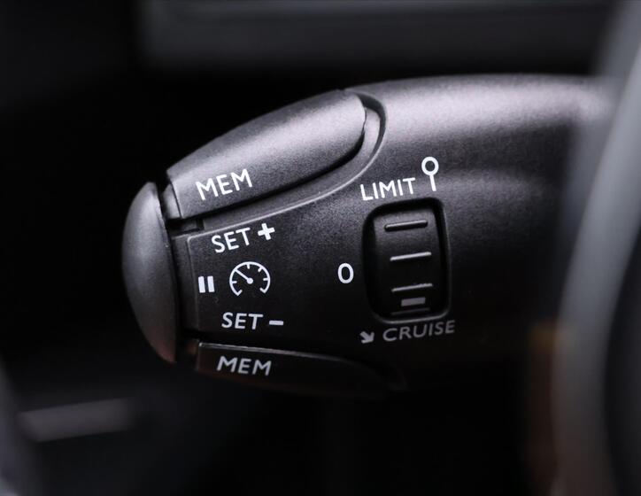 Peugeot 3008 18