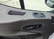 Ford Transit 9