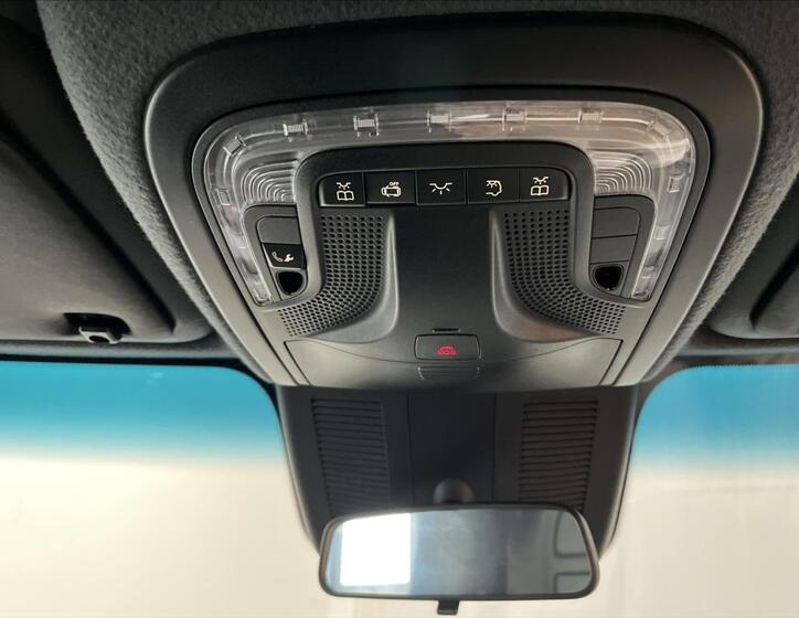 Mercedes-Benz Sprinter 17