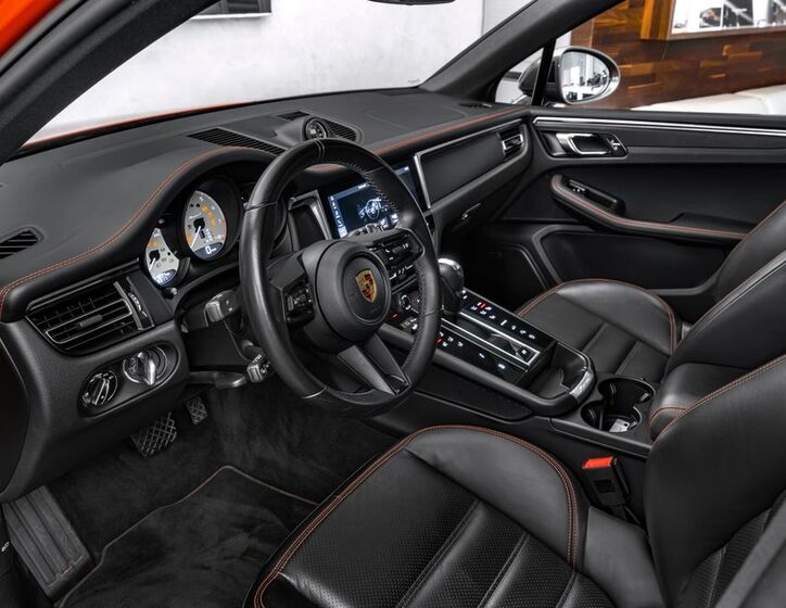 Porsche Macan 11