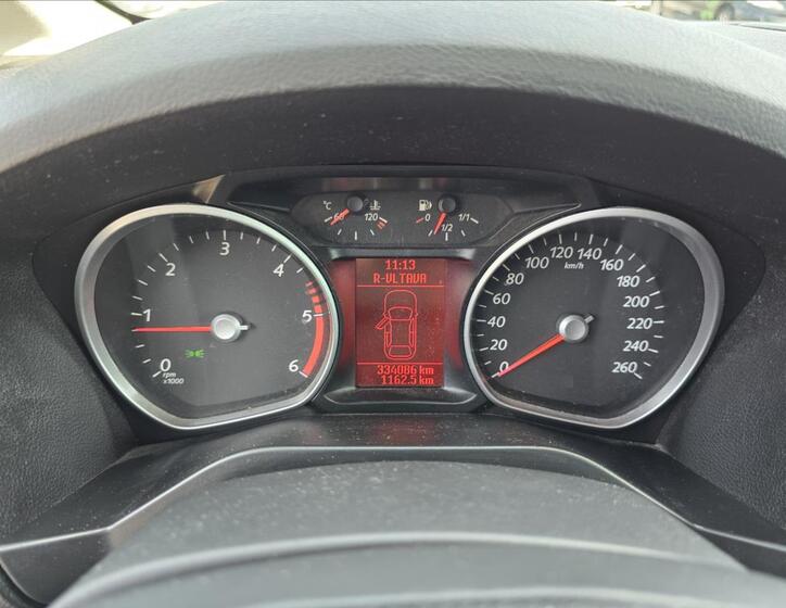Ford Galaxy 18