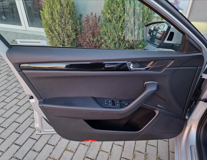 Škoda Superb 38