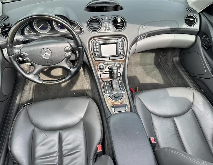Mercedes-Benz SL 9