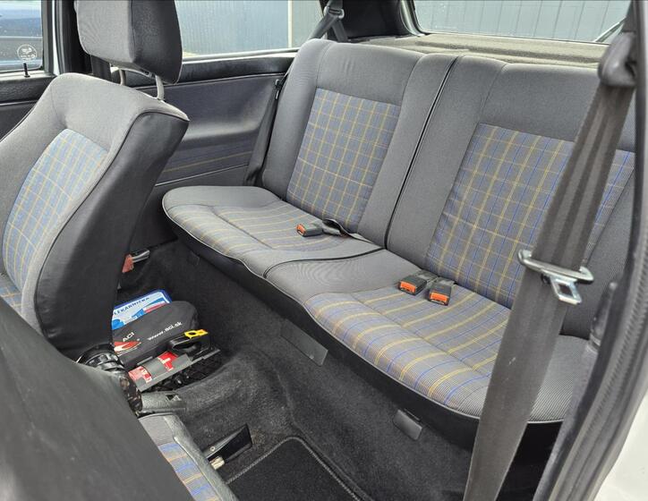 Volkswagen Golf 11