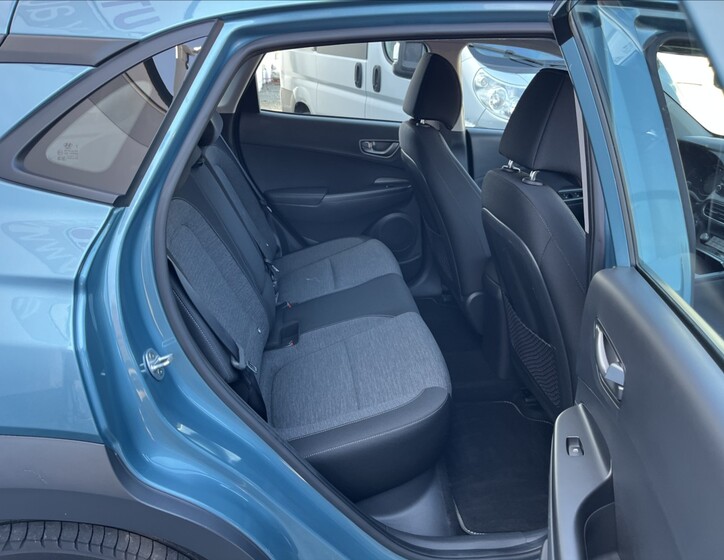 Hyundai Kona 24