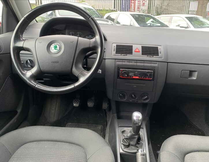 Škoda Fabia 12