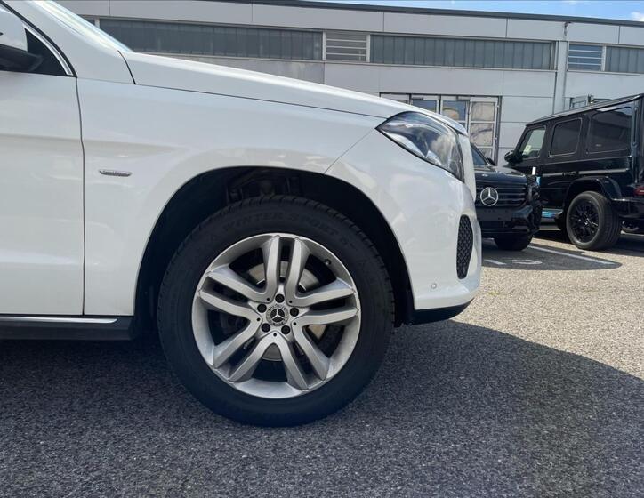 Mercedes-Benz GLS 25