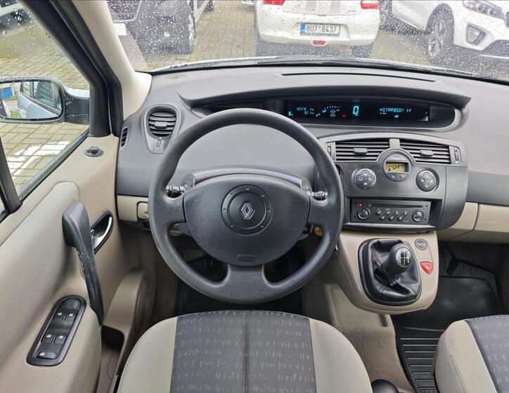 Renault Scénic 16