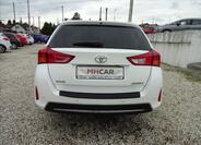 Toyota Auris 6