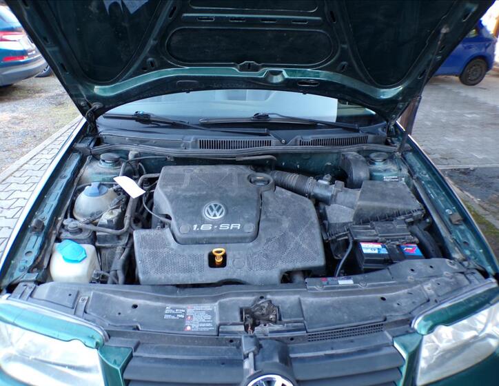 Volkswagen Bora 16