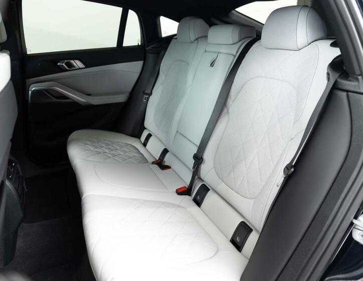 BMW X6 21