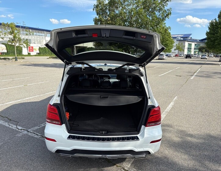 Mercedes-Benz GLK 9