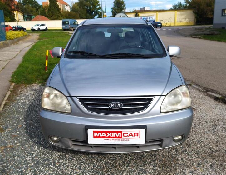 KIA Carens 2