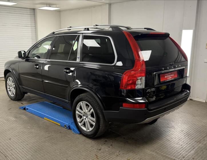 Volvo XC90 4