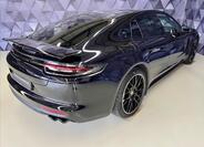 Porsche Panamera 7