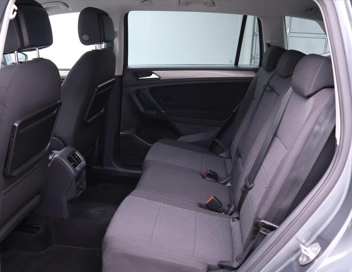 Volkswagen Tiguan Allspace 14