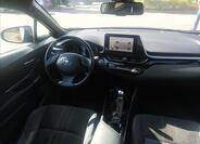 Toyota C-HR 7